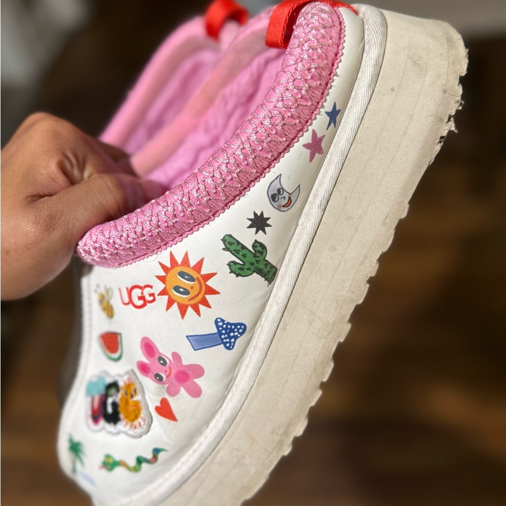 UGG White and Pink Fun Slippers - Picture 2 of 4